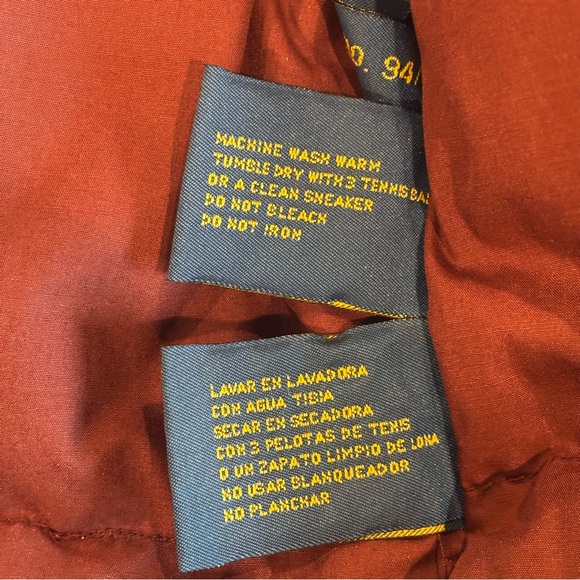 VINTAGE ST. JOHNS BAY Men’s Rugged Wear Burgundy Down Collared‎ Vest 90s Y2K XL - Picture 8 of 15